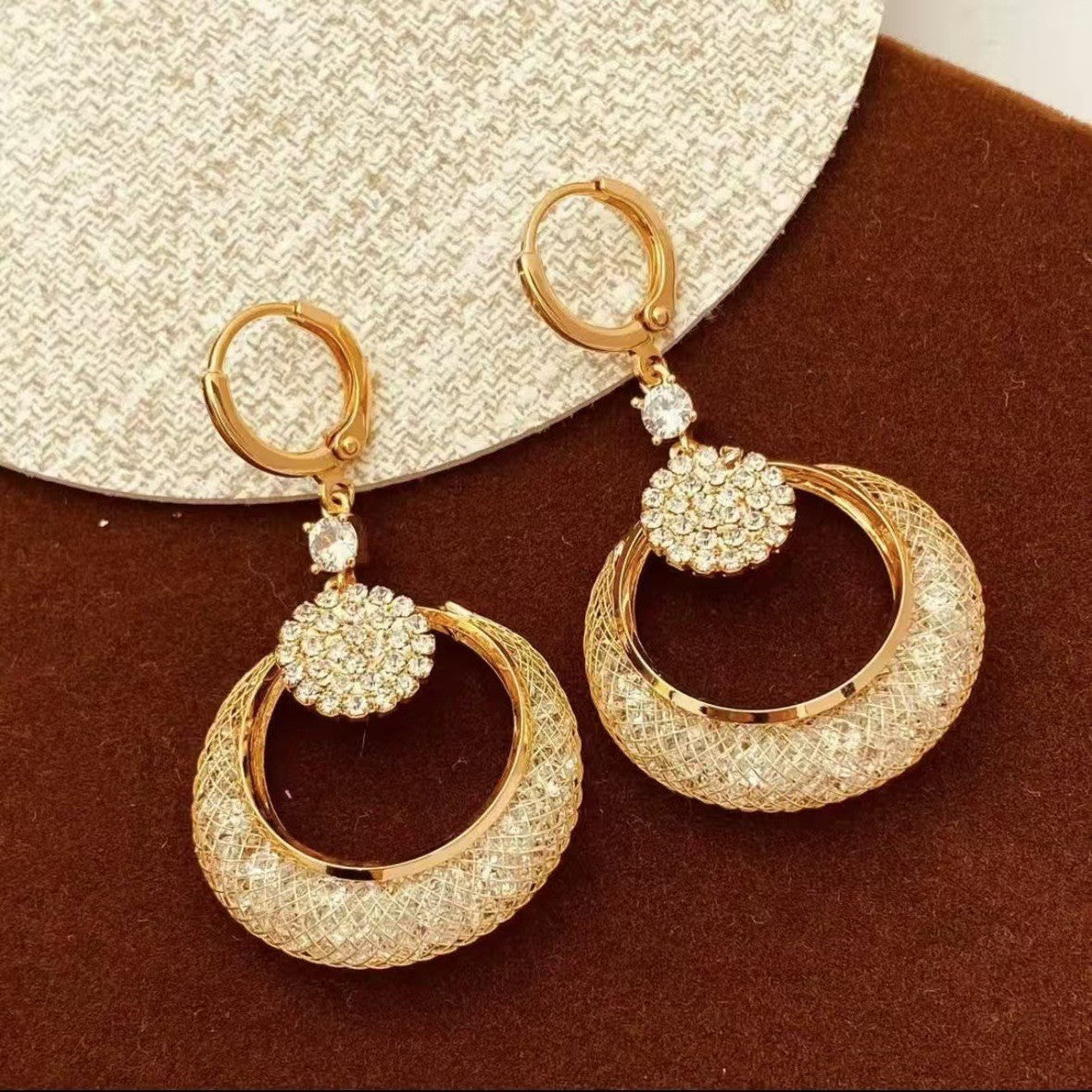 Wholesale Mesh Crystal Cat' s Eye Long Earrings